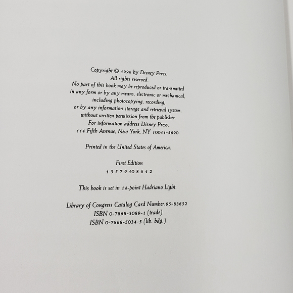 Hunchback of Notre Dame Hardcover Book - Picture 2 of 5